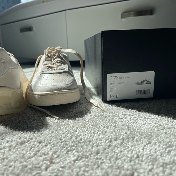 Never worn! Coach women’s sneakers - Picture 6 of 9